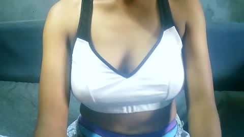 ricah_bellah online show from February 2026 06:56:01 AM