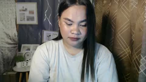 Snapshot of ricahotasain_05 chatting on February 2025 02:21:01 PM Rica online show from February 2025 02:21:01 PM