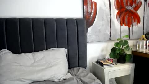 Snapshot of ricciolina___ chatting on December 2024 06:50:01 PM Tina online show from December 2024 06:50:01 PM