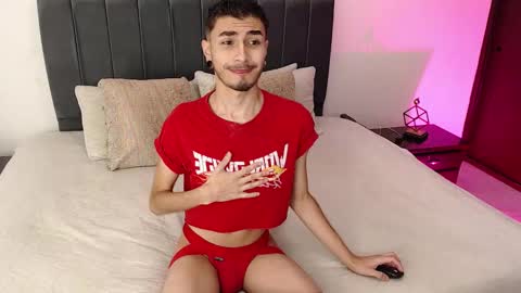 Snapshot of richard_carter_ chatting on December 2024 07:00:02 PM Richard online show from December 2024 07:00:02 PM