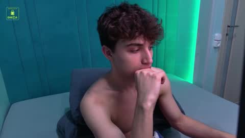 Richard online show from November 2025 03:33:02 PM