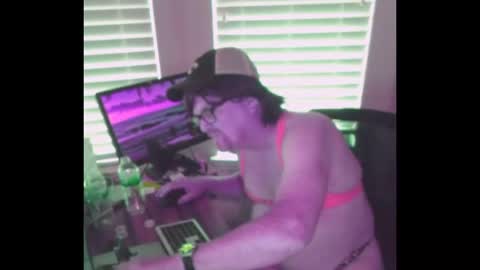 richbuttlonelee online show from July 2026 07:05:02 PM