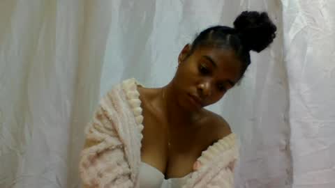 richella34 online show from July 2026 03:37:01 AM