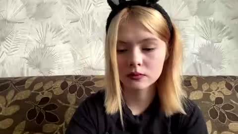 Snapshot of richellearmentrout chatting on June 2026 02:16:02 PM jenny online show from June 2026 02:16:02 PM