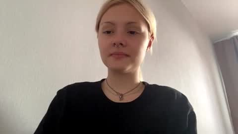 Snapshot of richellearmentrout chatting on July 2026 02:57:02 PM jenny online show from July 2026 02:57:02 PM