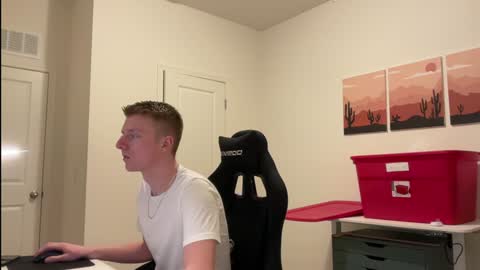 Snapshot of richiewest chatting on December 2024 12:07:02 AM Richie online show from December 2024 12:07:02 AM