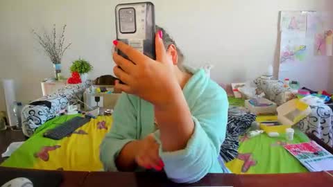 Anna - not anna - right Anna  online show from October 2025 06:00:01 AM