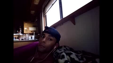 Snapshot of rick24hours chatting on October 2025 01:27:02 AM RickUCRLot11 online show from October 2025 01:27:02 AM