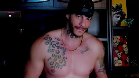 Snapshot of rickg_oficial chatting on October 2025 11:35:01 PM RICKG online show from October 2025 11:35:01 PM