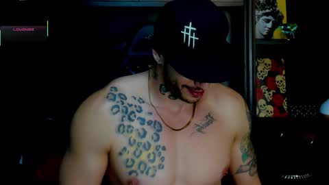 Snapshot of rickg_oficial chatting on October 2025 11:17:02 PM RICKG online show from October 2025 11:17:02 PM