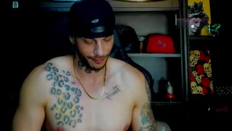 Snapshot of rickg_oficial chatting on October 2025 12:08:02 AM RICKG online show from October 2025 12:08:02 AM
