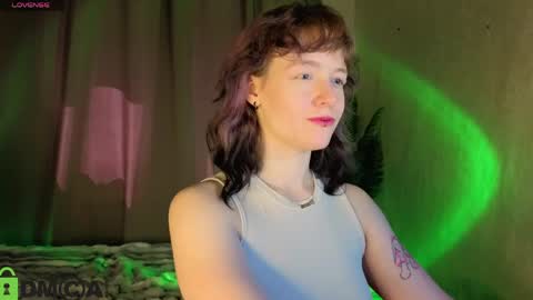 Snapshot of ricki_bloom chatting on May 2026 09:16:01 AM Ricki online show from May 2026 09:16:01 AM