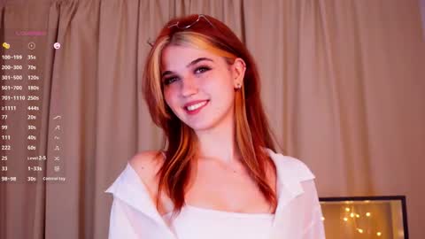 Sofia online show from October 2025 11:02:02 PM