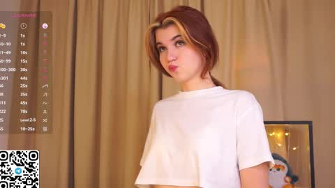 Sofia online show from October 2025 09:26:02 PM