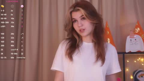 Sofia online show from October 2025 06:23:02 AM