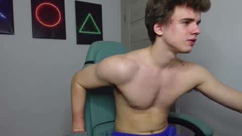 RICKY BECKO online show from September 2025 02:33:02 PM