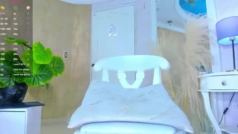 RicoBrowm online show from June 2026 06:52:02 AM
