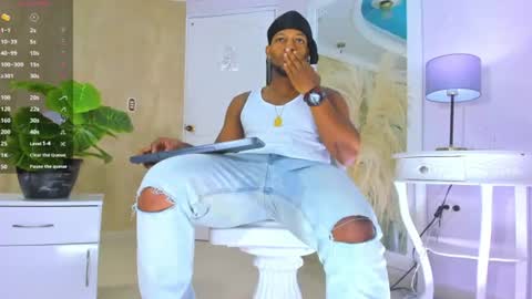 RicoBrowm online show from June 2026 04:02:01 AM