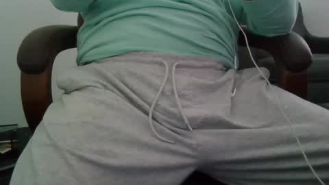 Snapshot of ricric5 chatting on March 2025 03:35:01 PM ricric5 online show from March 2025 03:35:01 PM