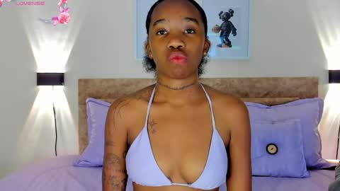 Snapshot of rihana_hot01 chatting on May 2026 12:17:01 AM ri ri online show from May 2026 12:17:01 AM