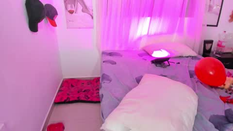 Rihanna hotx online show from March 2026 07:15:01 AM