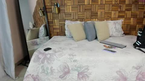 Sara online show from September 2025 11:20:02 AM