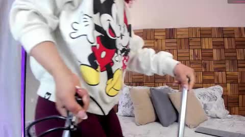 Sara online show from October 2025 10:14:01 AM