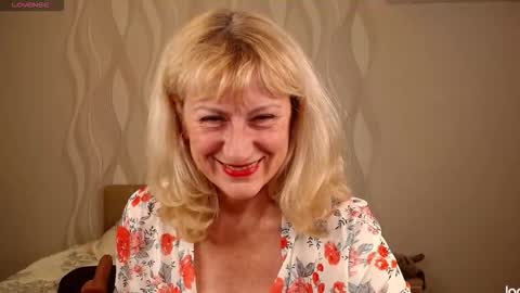 Riley online show from October 2025 05:33:01 PM