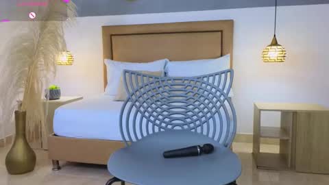 Snapshot of riley_sierra chatting on December 2024 12:27:02 PM Riley Sierra online show from December 2024 12:27:02 PM