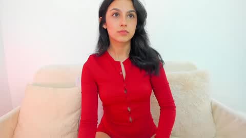 Snapshot of riley_tin chatting on January 2025 12:41:02 PM riley_tin online show from January 2025 12:41:02 PM