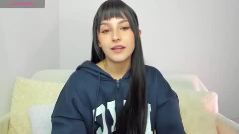 Snapshot of riley_tin chatting on November 2025 07:24:01 PM riley_tin online show from November 2025 07:24:01 PM