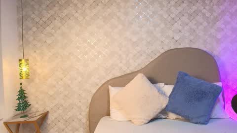 Rilley Allen online show from December 2025 07:11:01 PM