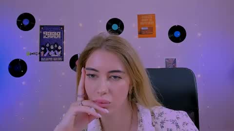 Rina online show from May 2026 08:33:01 AM