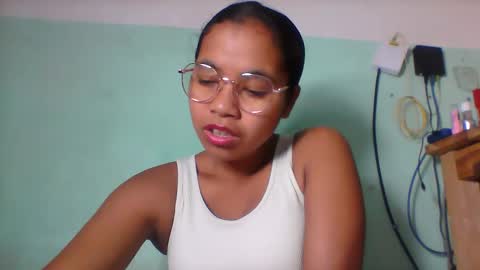 rinah856024 online show from May 2026 06:18:01 AM