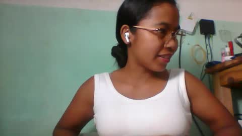 rinah856024 online show from May 2026 02:45:01 PM