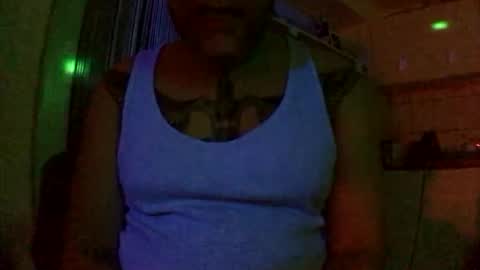 Snapshot of riod_rainforest_1983 chatting on November 2025 09:39:01 PM Rotrigo online show from November 2025 09:39:01 PM