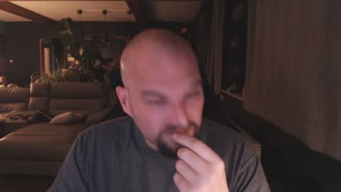 Snapshot of ripp3r chatting on December 2024 07:05:01 PM Jack online show from December 2024 07:05:01 PM