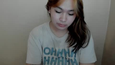 Snapshot of riri_bowa chatting on January 2026 07:00:01 AM RIRI online show from January 2026 07:00:01 AM