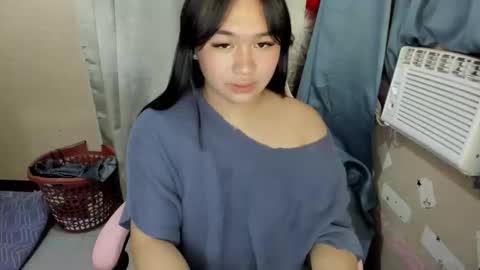 Snapshot of riri_bowa chatting on February 2026 09:10:02 PM RIRI online show from February 2026 09:10:02 PM