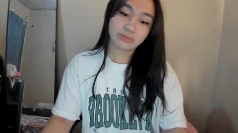 RIRI online show from April 2026 08:17:01 PM