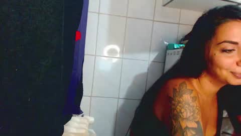 riri_mojo_92 online show from July 2026 11:01:01 PM