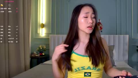 Snapshot of rizeshiro chatting on December 2025 05:34:01 AM Rize online show from December 2025 05:34:01 AM