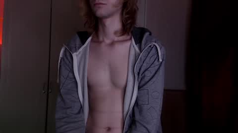 Snapshot of rly_jax chatting on January 2025 08:10:02 PM Mikey online show from January 2025 08:10:02 PM