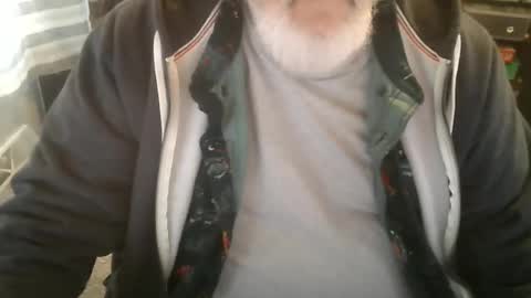 Snapshot of rndmronnie chatting on January 2025 08:11:02 PM Ron Rodan online show from January 2025 08:11:02 PM