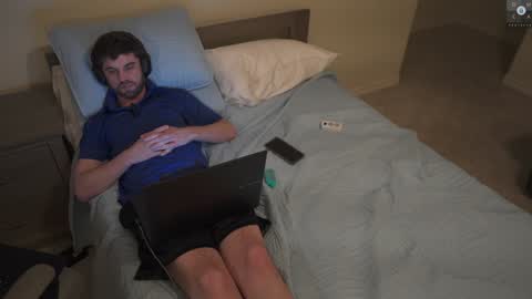 Ryan aka KeylimeRy online show from December 2024 09:16:02 AM