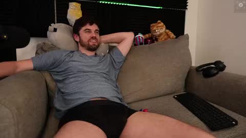 Ryan aka KeylimeRy online show from January 2026 02:32:01 PM