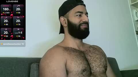 Snapshot of roa32sebas chatting on February 2025 02:57:02 PM SebasRoa online show from February 2025 02:57:02 PM