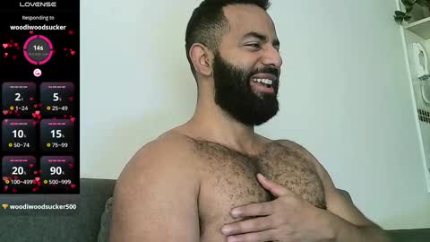 Snapshot of roa32sebas chatting on March 2025 02:01:02 PM SebasRoa online show from March 2025 02:01:02 PM