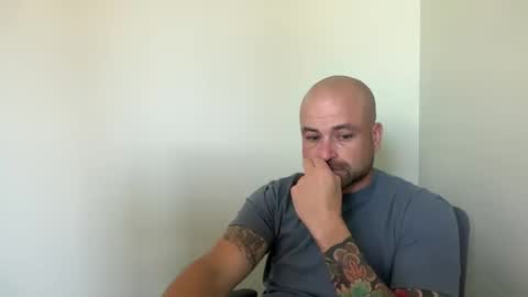 Snapshot of roadking1122 chatting on October 2025 05:12:02 PM roadking1122 online show from October 2025 05:12:02 PM