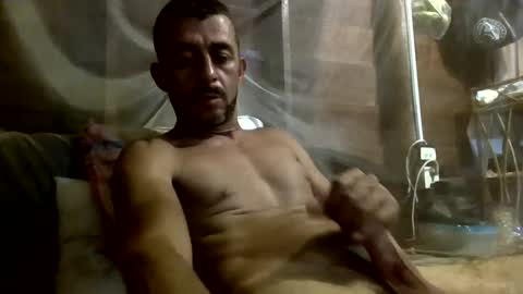 Snapshot of roadsidepicnic01 chatting on February 2025 06:00:01 PM Daddy online show from February 2025 06:00:01 PM